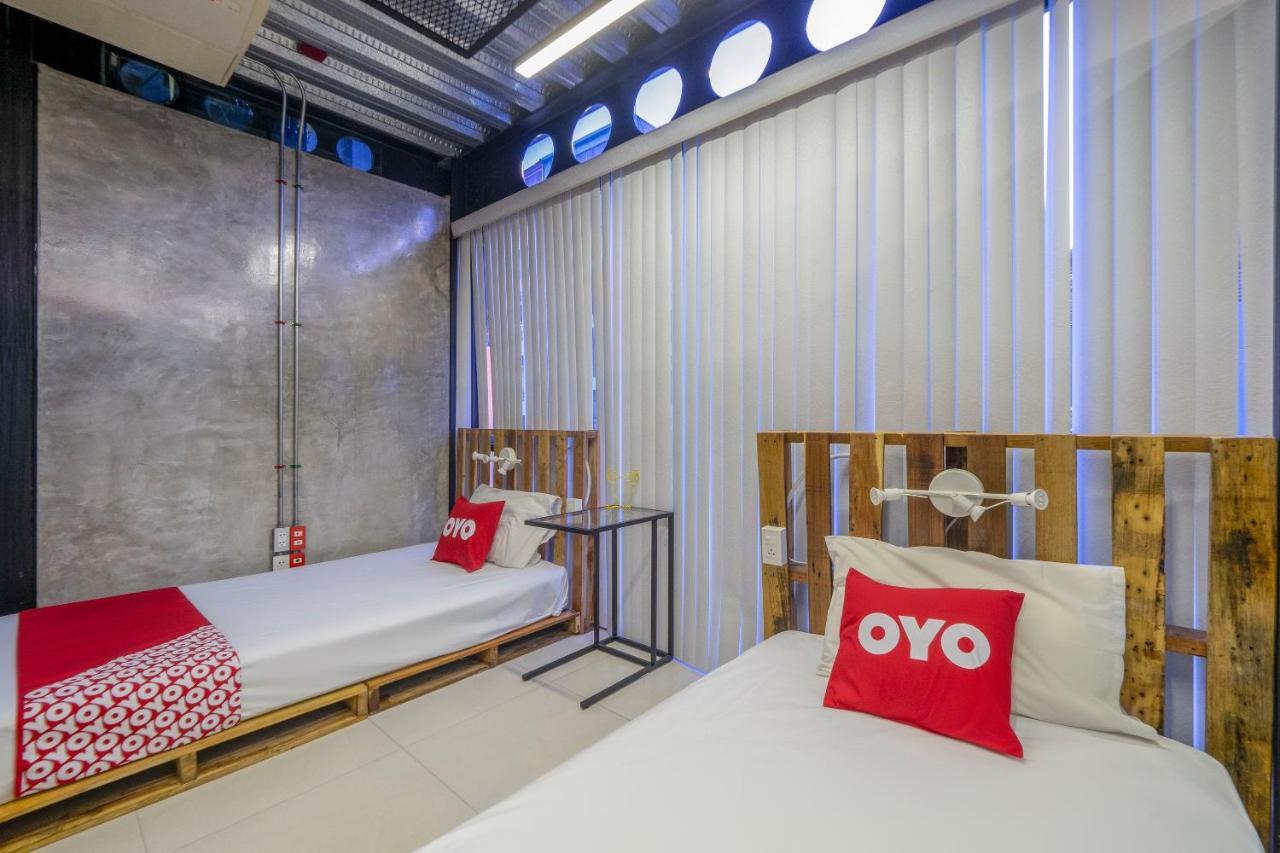 Oyo 1084 Guyasuka Ratchada Hotel Bangkok Eksteriør billede