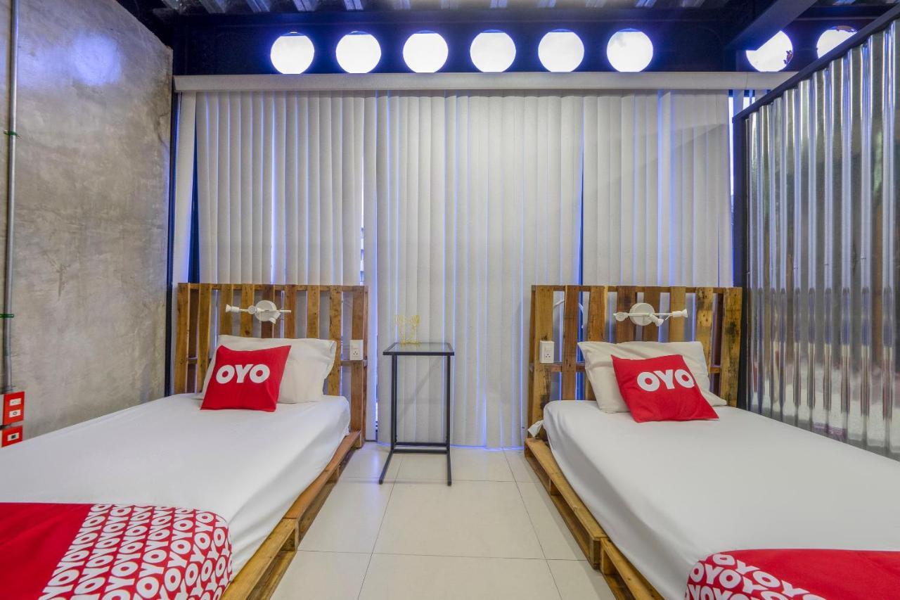 Oyo 1084 Guyasuka Ratchada Hotel Bangkok Eksteriør billede